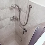 Shelter בית הארחה ג'נובה